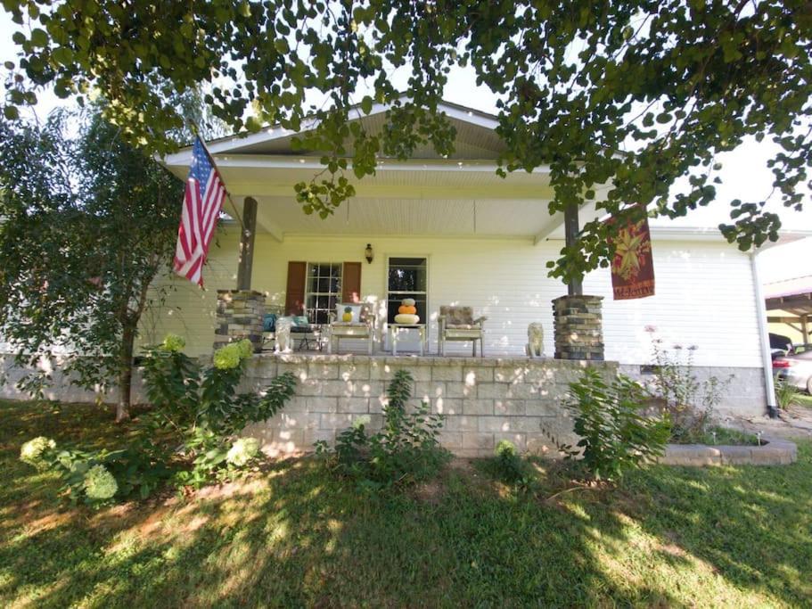 Flatt Creek Cottage Livingston Exterior photo